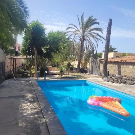 Apartamento Buganvilla Apartment *